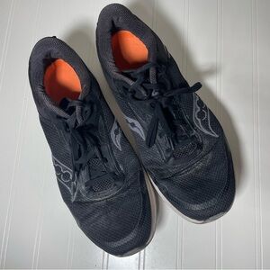 Saucony Axon 3 running shoes